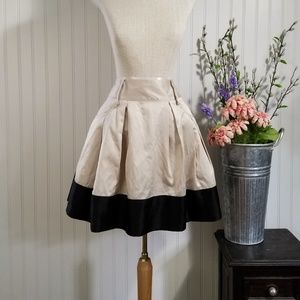 | forever 21 | tan & black circle mini skirt